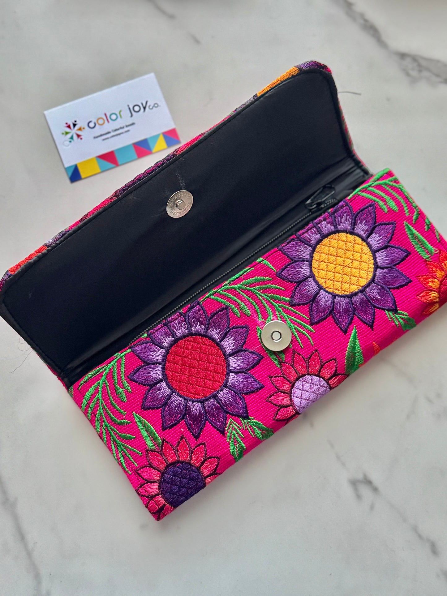 Handmade Embroidered Floral Wallet: Chiapas Mexican Clutch