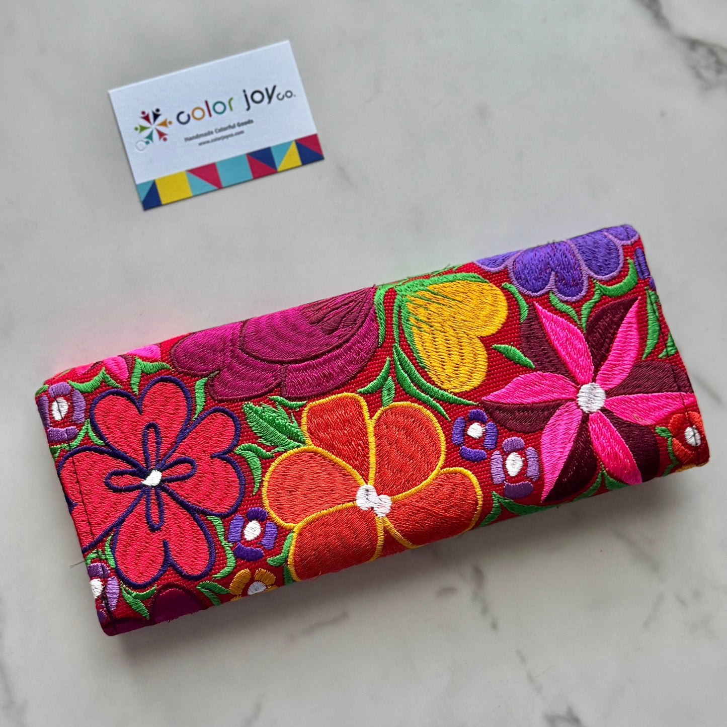 Handmade Embroidered Floral Wallet: Chiapas Mexican Clutch