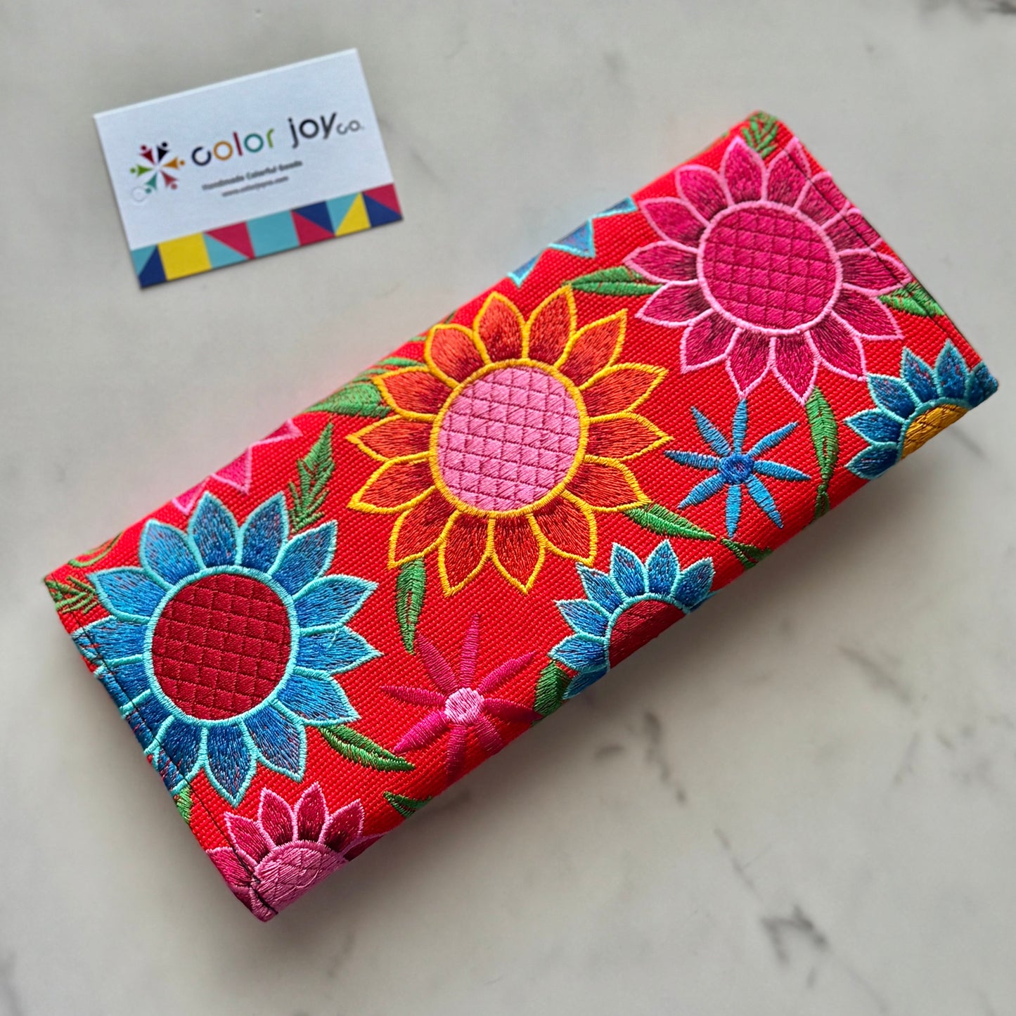 Handmade Embroidered Floral Wallet: Chiapas Mexican Clutch