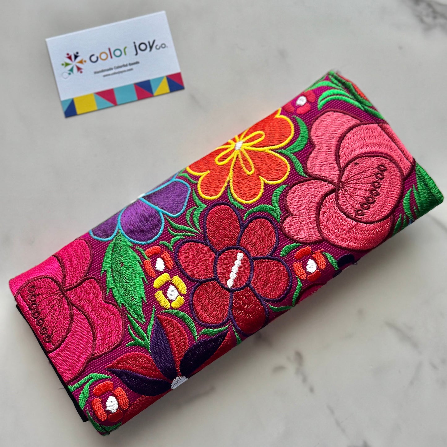 Handmade Embroidered Floral Wallet: Chiapas Mexican Clutch