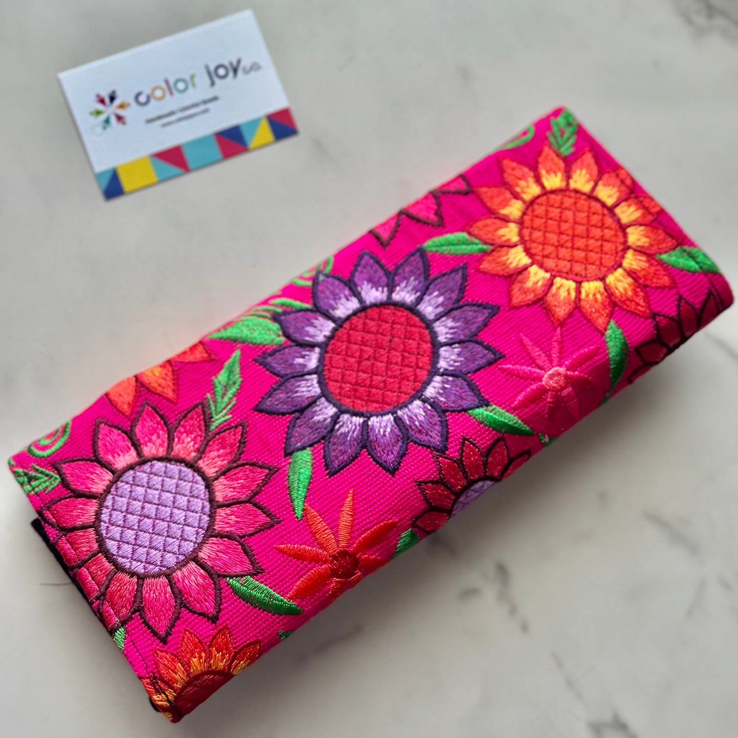 Handmade Embroidered Floral Wallet: Chiapas Mexican Clutch