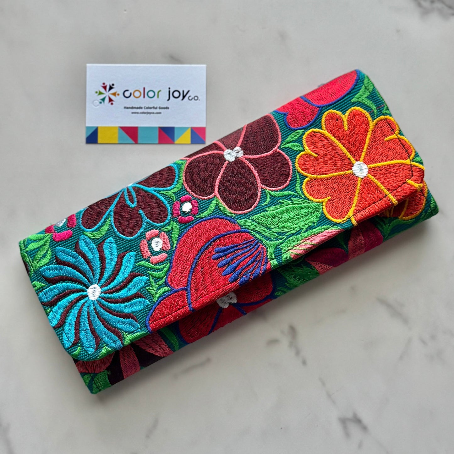 Handmade Embroidered Floral Wallet: Chiapas Mexican Clutch
