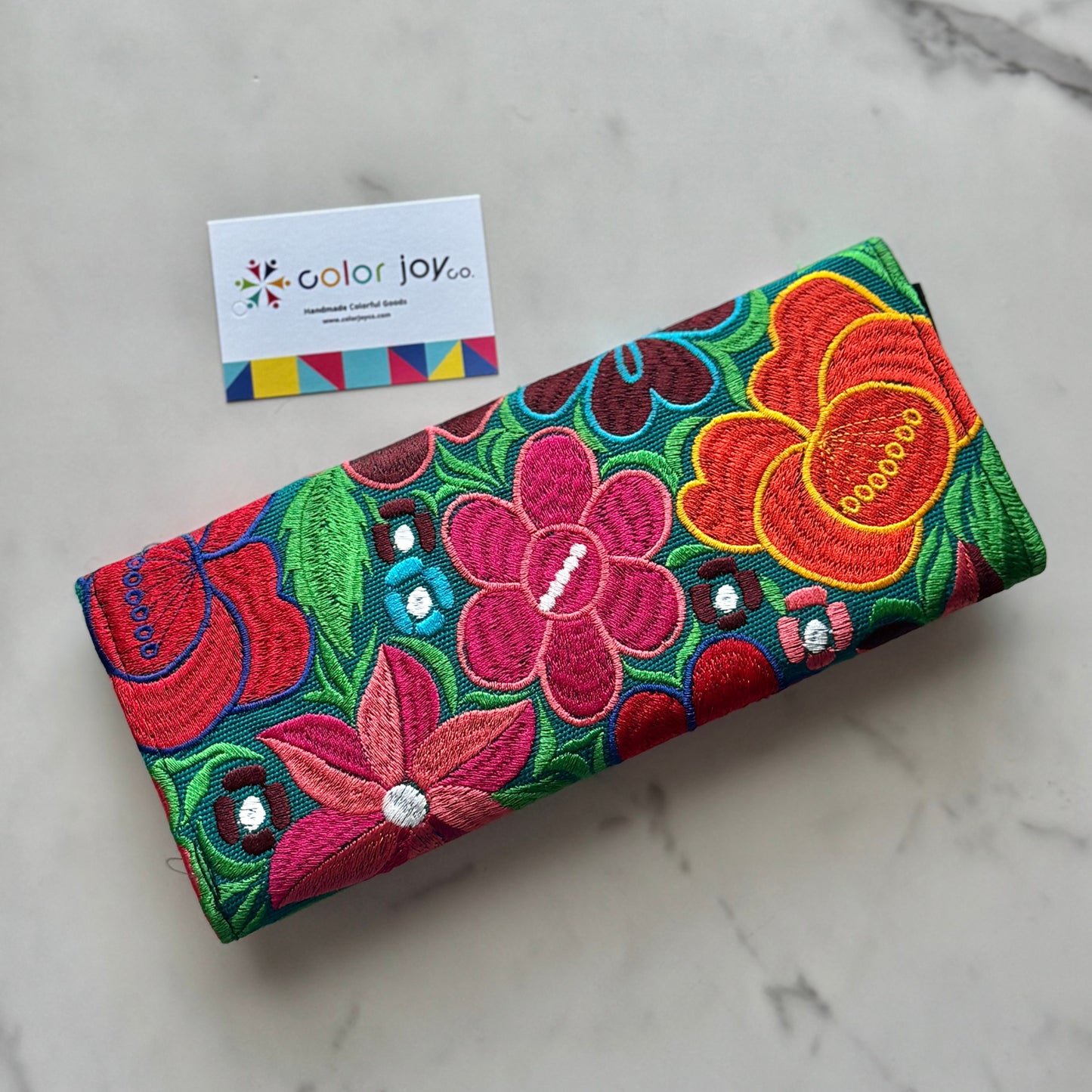 Handmade Embroidered Floral Wallet: Chiapas Mexican Clutch